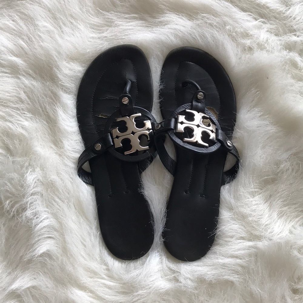 Tory Burch-Flat black Flip Flops